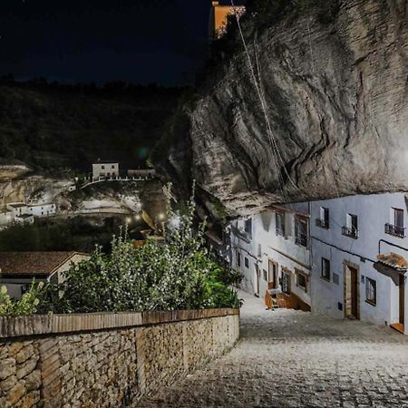 Casa Rural Bajo La Alcazaba Setenil de las Bodegas Kültér fotó